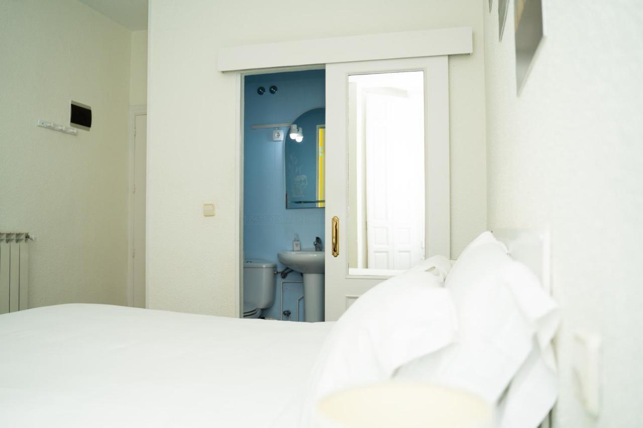 Guest House Exito En Madrid Exterior photo